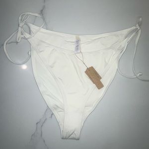 NWT Skims swim tie bottom